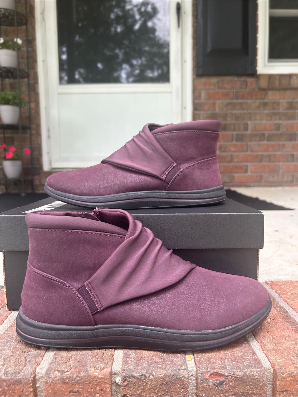 Clarks Women's Ankle Booties in Burgundy